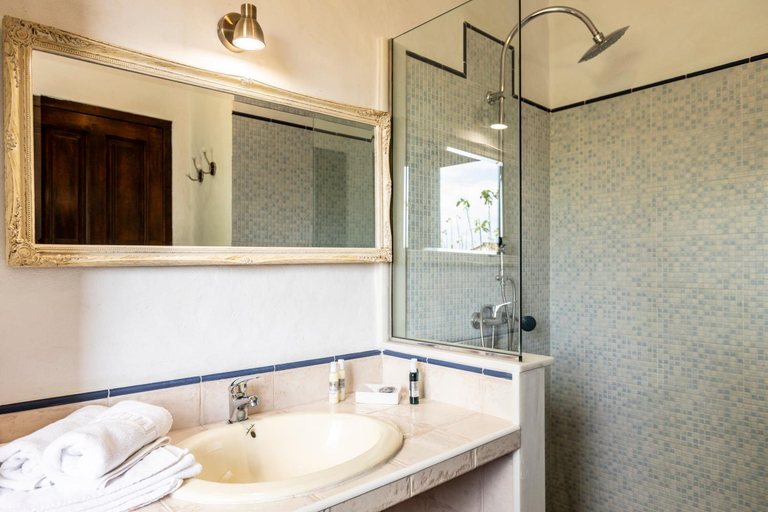 Bathroom 4, Paraiso Perdido, Cádiz