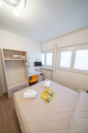 Bedroom 9