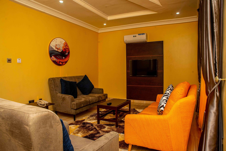 Others 5, OTK'S APARTMENT, AbujaMun