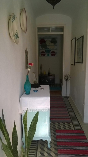 Others 4, The Aqueduct Guesthouse, Évora