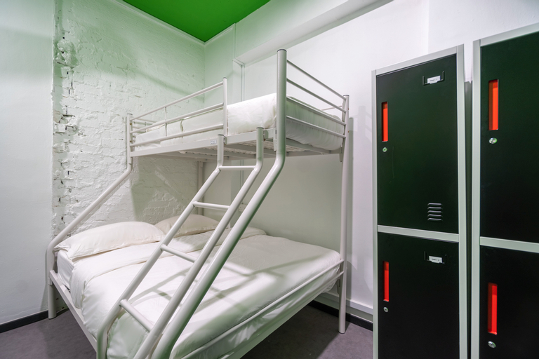 Bedroom 12