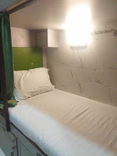 Bedroom 2, Noor Dormitory Sakinaka, Mumbai Suburban