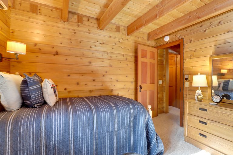 Bedroom 3, 2 Mi to Northstar Resort: Idyllic Cabin w/ Shuttle, Placer