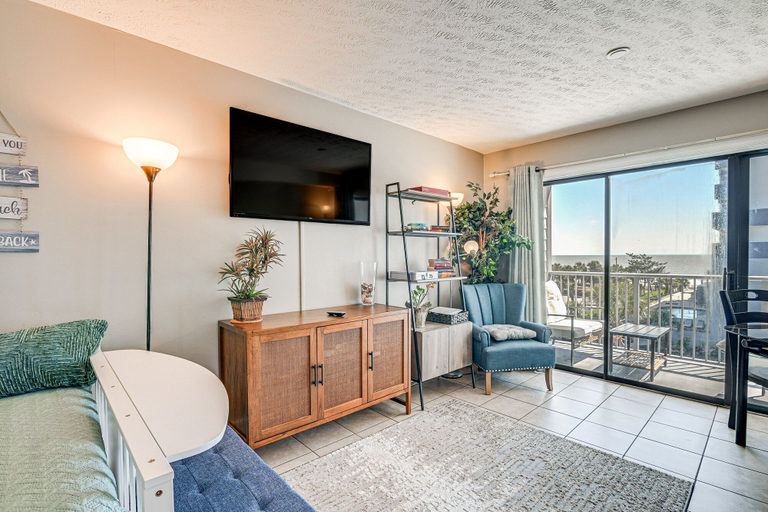 Others 1, Inviting Condo: 1 Block to Myrtle Beach!, Horry