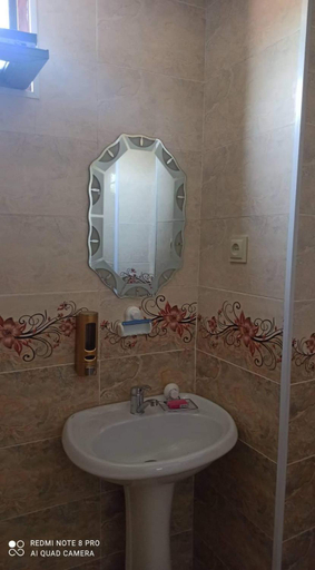Bathroom 5, Hotel Kharabadze, Tskaltubo