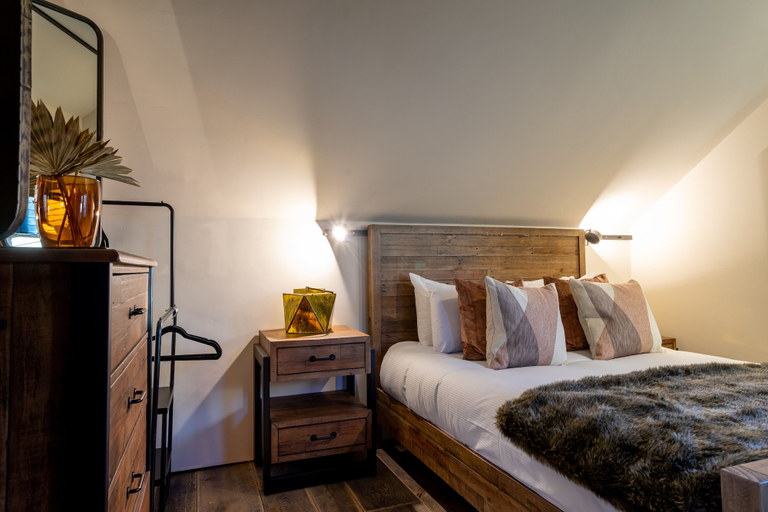 Bedroom 4, York - House - Stay 6 - Garden - Central Location, York