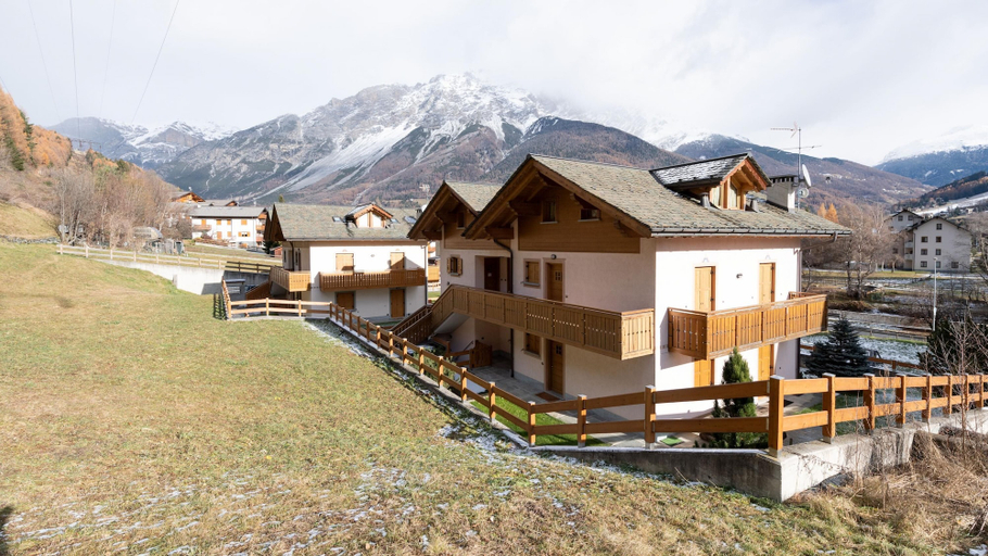 Exterior & Views 2, Osteglio 15 in Valdisotto, Sondrio