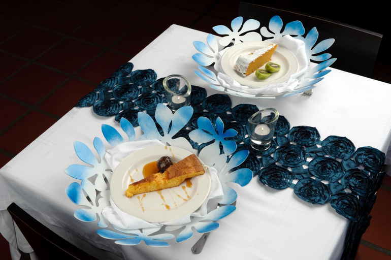 Food & Drinks 27