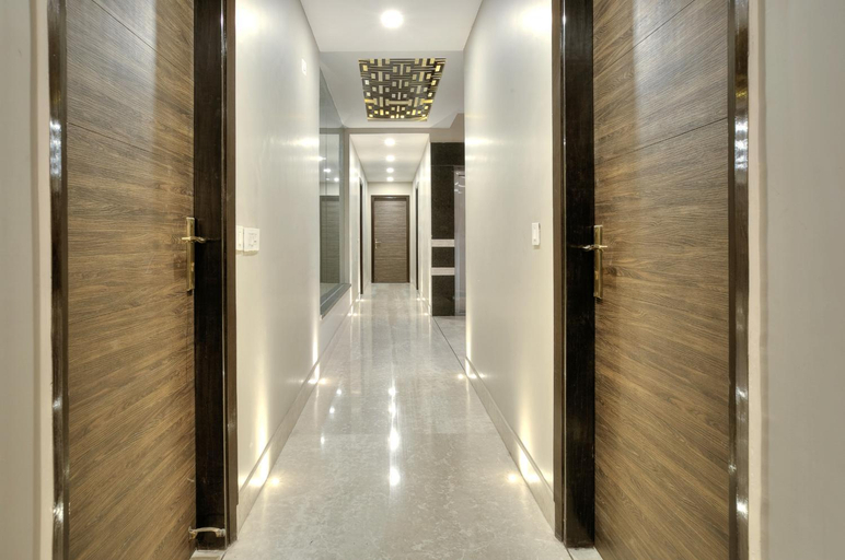 Public Area 2, Southwest Inn, Delhi