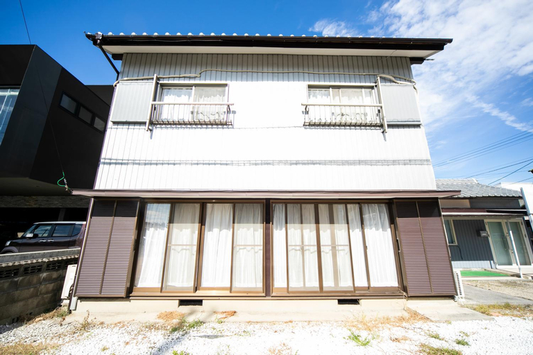 Yokkaichi egaosakuie in Shimizucho 1, Yokkaichi