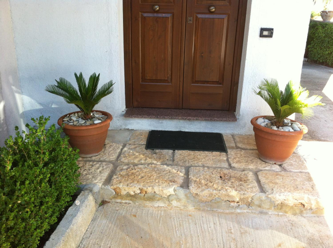 Others 4, Villa Calcerame, Palermo