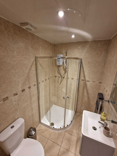 Bathroom, Charming 2-bed Apartment in Gateshead, Gateshead