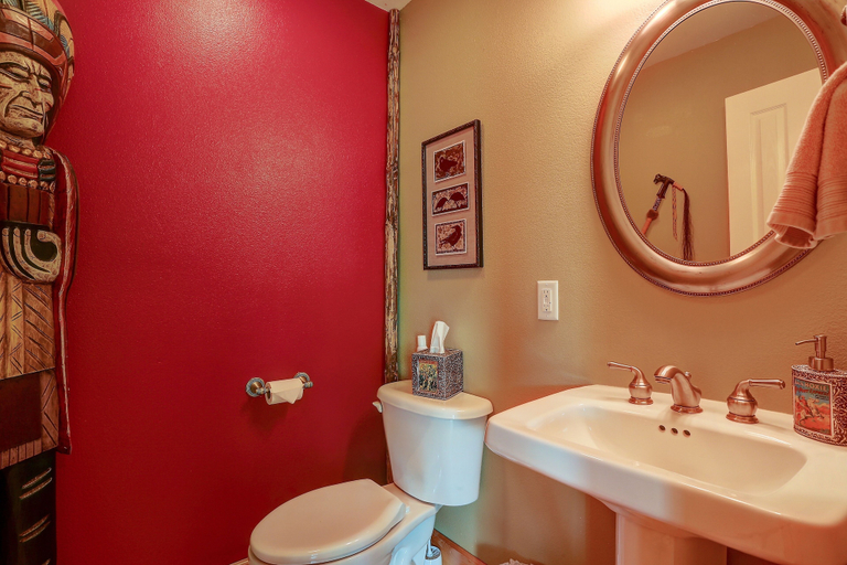 Bathroom 2, Wanderlust Elegant Townhome by RedAwning, Hood River