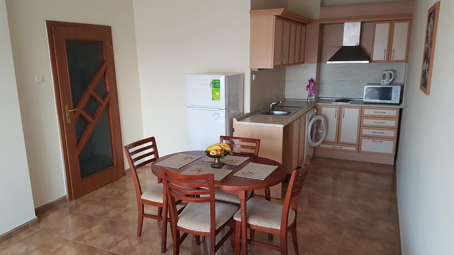 Others 5, Tashevi Apartments, Pomorie