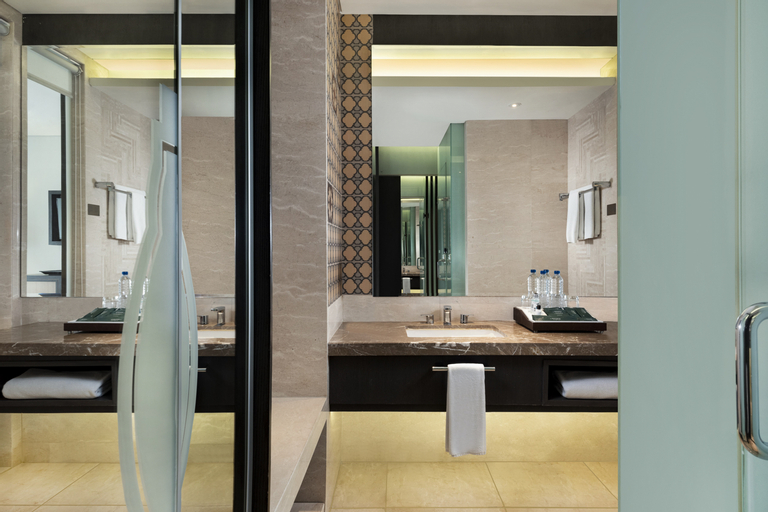 Bathroom 13