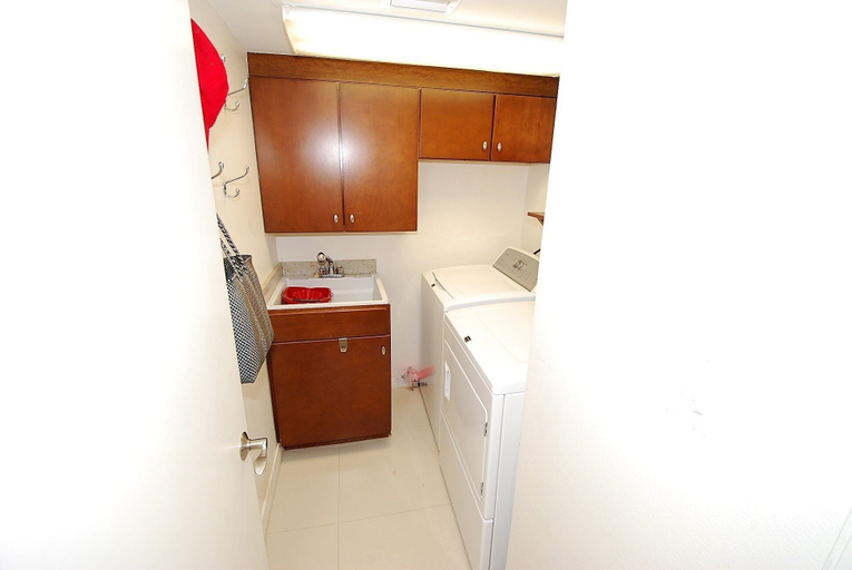 Private kitchen 4, Breakers Condo Unit #210 3 Bedroom Condo by RedAwning, Cameron