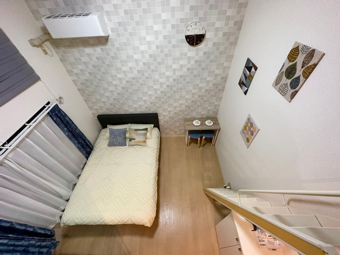 A新宿区最繁华地域/徒步到新宿只需要10分钟/徒步到新大久保只需要4分钟/复式房间/全新装修, Shinjuku