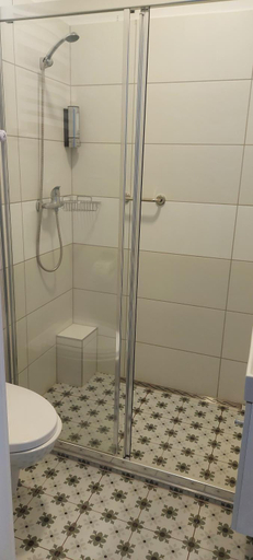Bathroom 5, Hostel Centrum-Kamienica 1924, Szczecinek