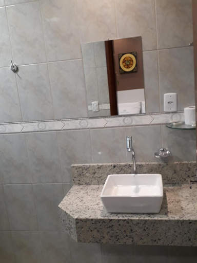 Bathroom 2, Hotel Loureiro, Rio Branco