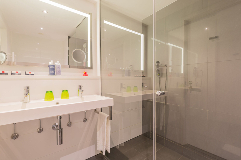 Bathroom 4, Thon Hotel EU, Bruxelles