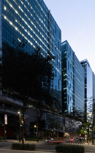 Exterior & Views 2, Luxury 2BR Gem in One Uptown, bgc, Taguig