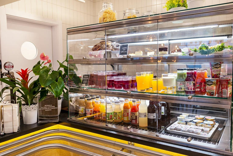 Food & Drinks 5, Hotel Picaro Zarska Wies Polnoc A4 kierunek Niemcy, Zgorzelec