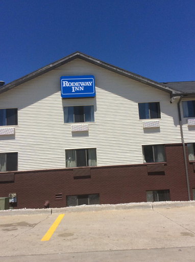 Exterior & Views 2, Rodeway Inn Whitehall, Muskegon