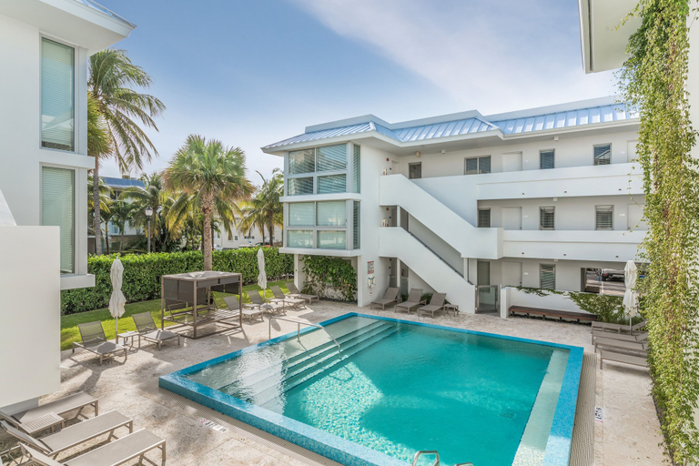 Sport & Beauty 4, Beach Haus Key Biscayne, Miami-Dade