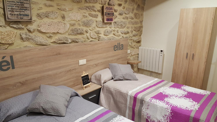 Others 3, CASA Eiro, Ourense