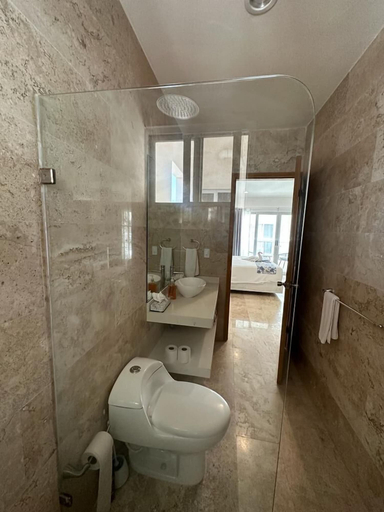 Bathroom 2, Kuyaan 44 Suites, Cozumel