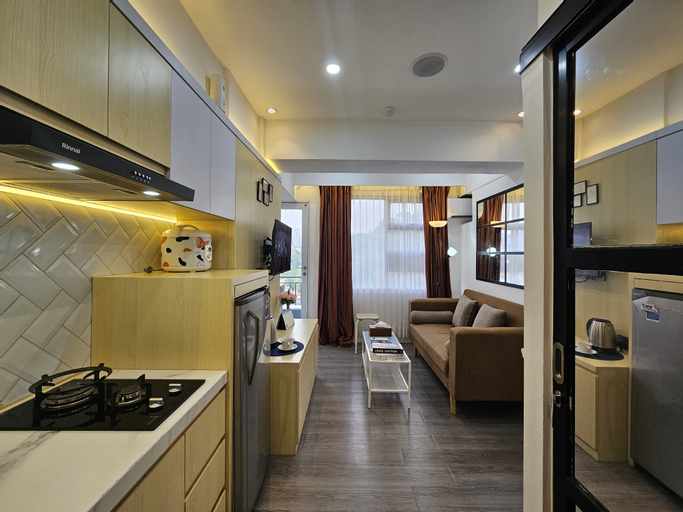 Dining Room 1