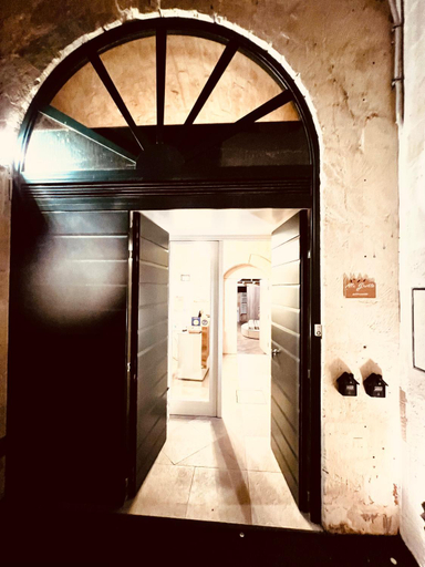 Others 3, Alle Grotte, Matera