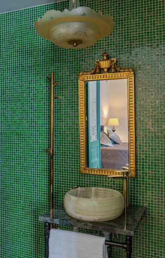 Bathroom 5, The White brig, Hudiksvall