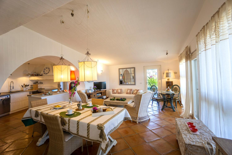 Food & Drinks 5, BGItalianVacation - Ville Li Conchi, Cagliari