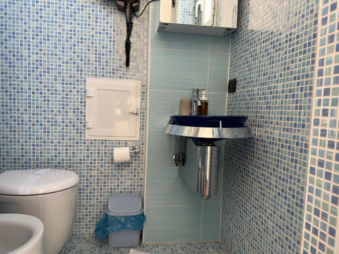 Bathroom 3, CconfortHotels SkyLine, Bari