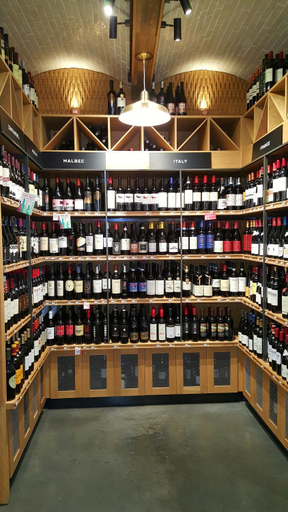 Food & Drinks 5, Heaven's Best Kept Secret 4 Min From The Sea, Los Angeles
