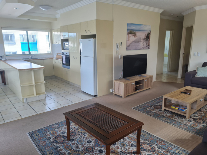 Private kitchen 4, Sunshine Towers, Maroochy - Maroochydore