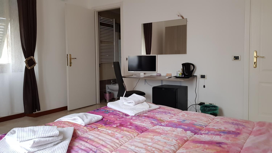 Bedroom 11
