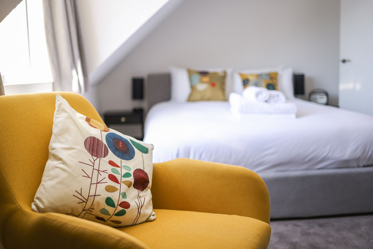 Others 5, Bright & Beautiful Studio Flat in Bristol, Bristol