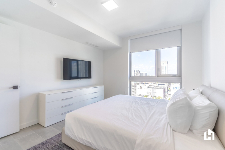Bedroom 3, Downtown Miami Condos by Lua Host, Miami-Dade
