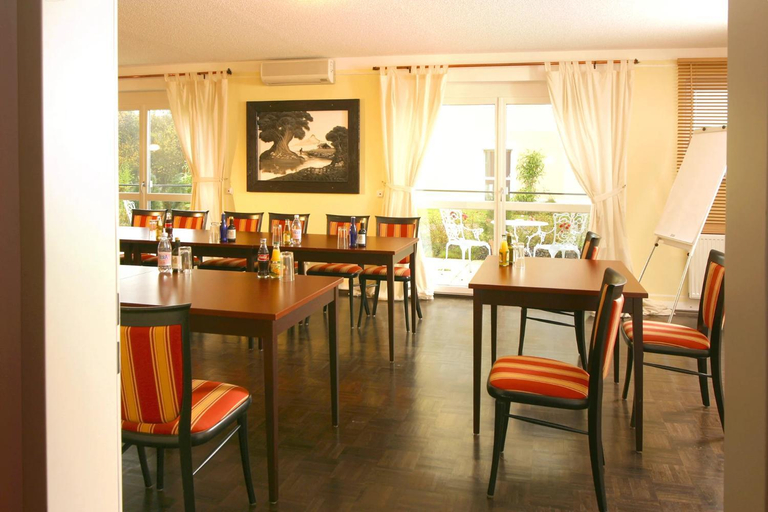 Food & Drinks 5, Runas Air Muc Park Sleep & Fly, Freising