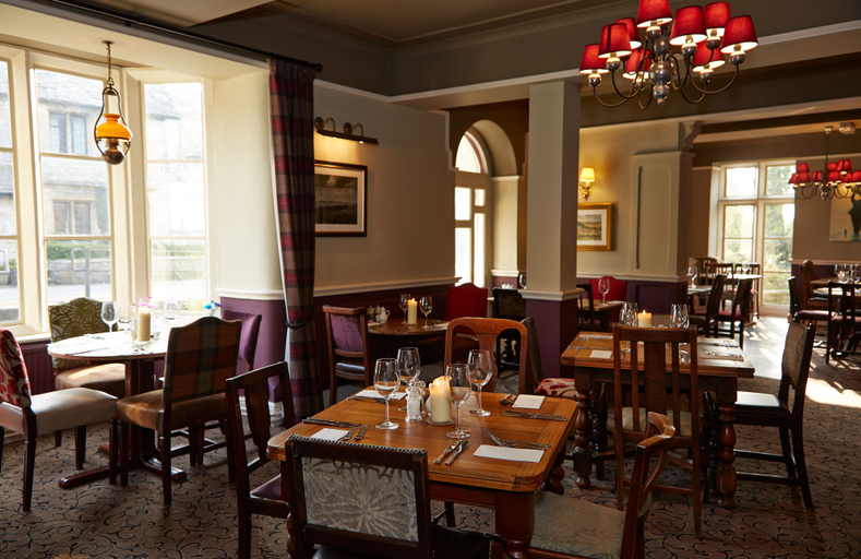 Food & Drinks 3, The Royal George Birdlip by Greene King Inns, Gloucestershire