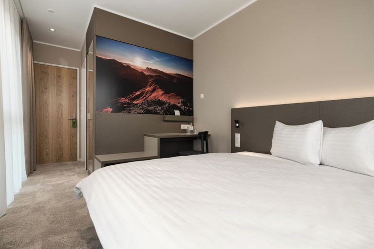 Bedroom 3, bsmart motel Schaan