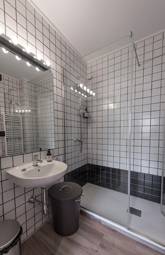Bathroom 3, CicloLodge, Madrid
