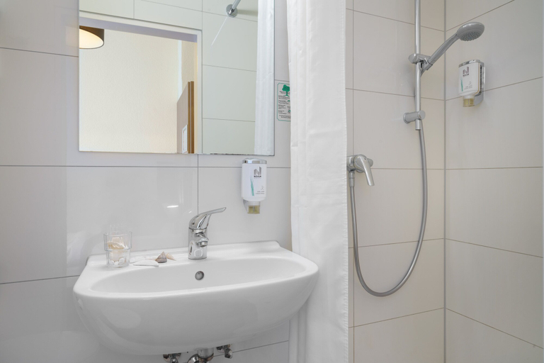 Bathroom 5, Hotel Alster, Hamburg