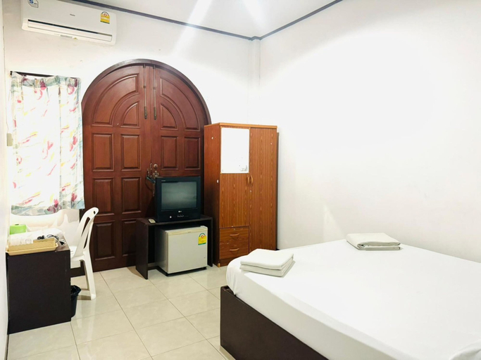 Bedroom 2, My Home Guesthouse, Muang Chon Buri