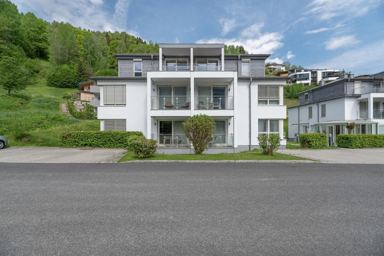 Room 3, Apartment Glacier View 14 6 With Balcony, Zell am See