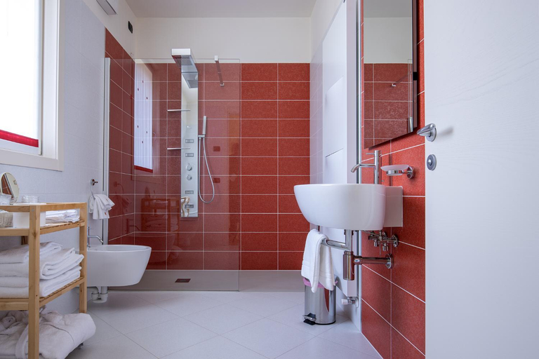 Bathroom 3, Azienda Agrituristica Calronche, Treviso