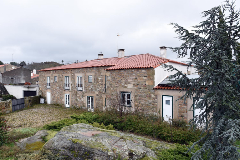 Others 5, Casa da Fidalga, Mêda