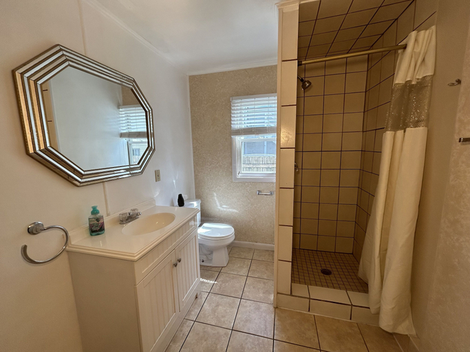 Bathroom 3, Wilmington Terrace, Worcester